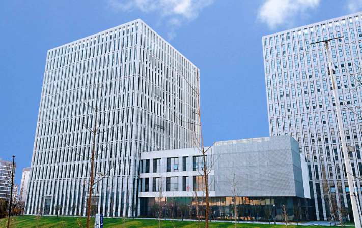 厦门企业官网搭建与小程序定制开发的技术选型要点解析